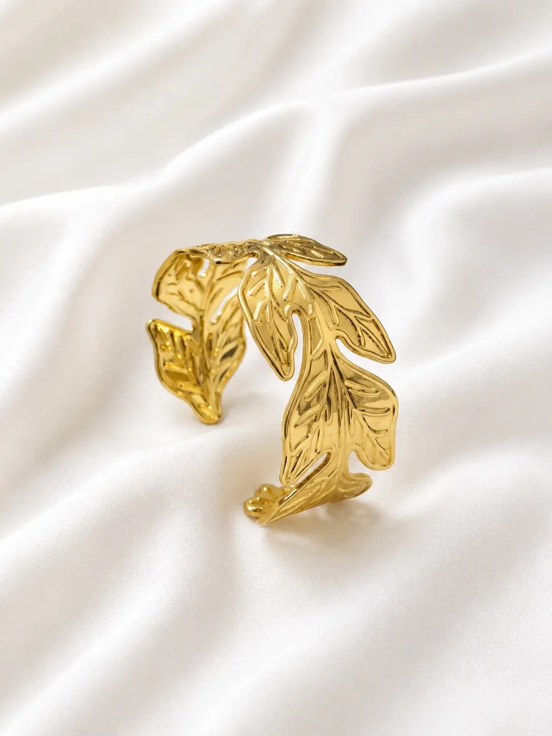 Golden leaf cuff