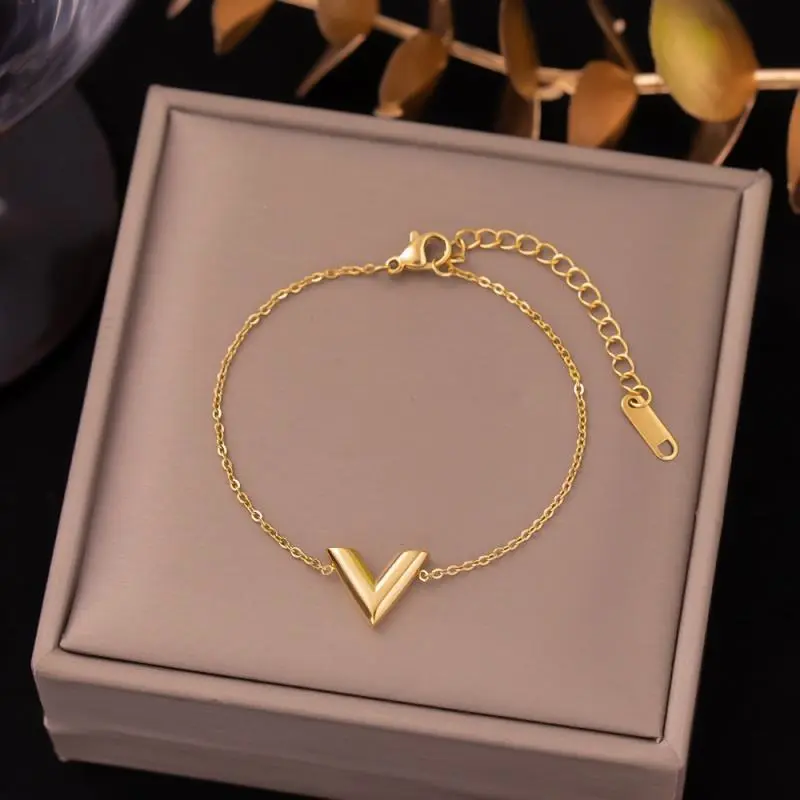 V bracelet