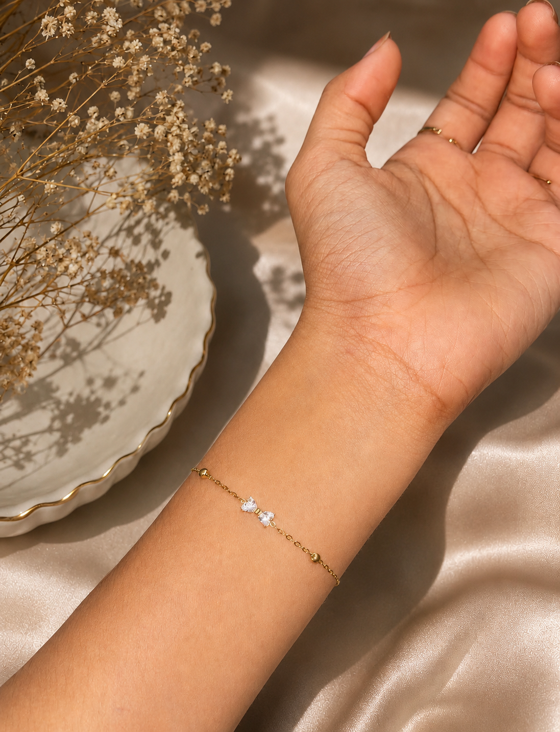 Bow bracelet