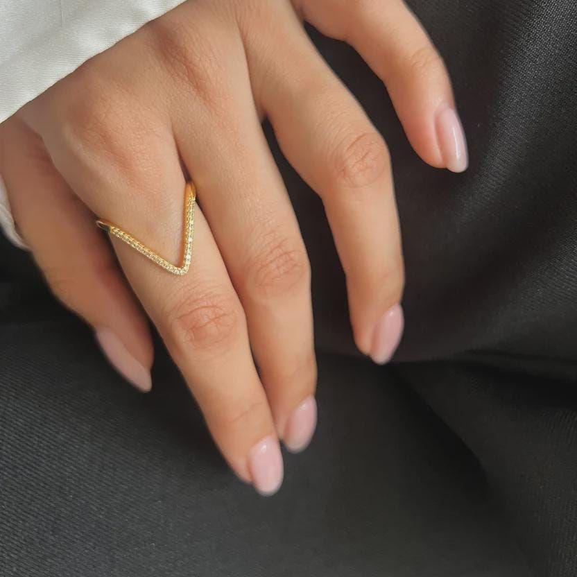 V ring